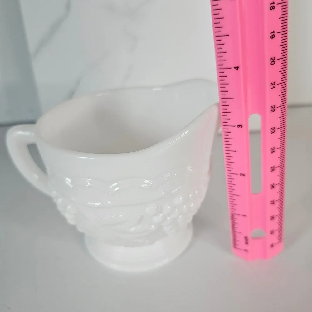 Indiana Glass Colony Vintage‎ Milk Glass Creamer Harvest Grape Vine Cottage Core